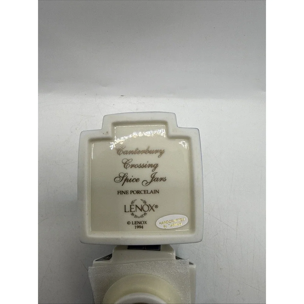 Lenox CANTERBURY CROSSING Spice Village Jar SAGE Never Used
